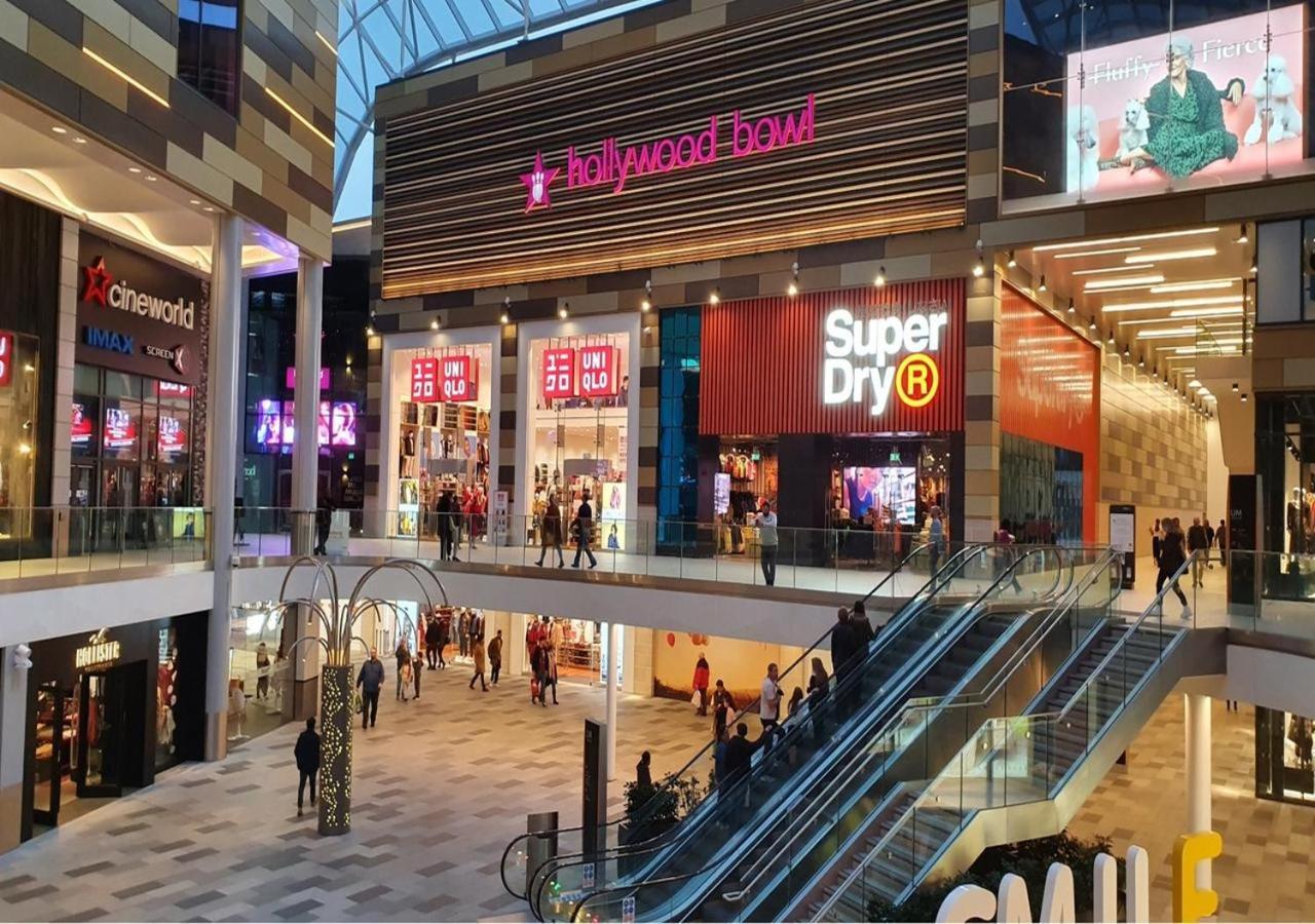 Watford Serviced Apartment, Free Parking, City Centre ภายนอก รูปภาพ